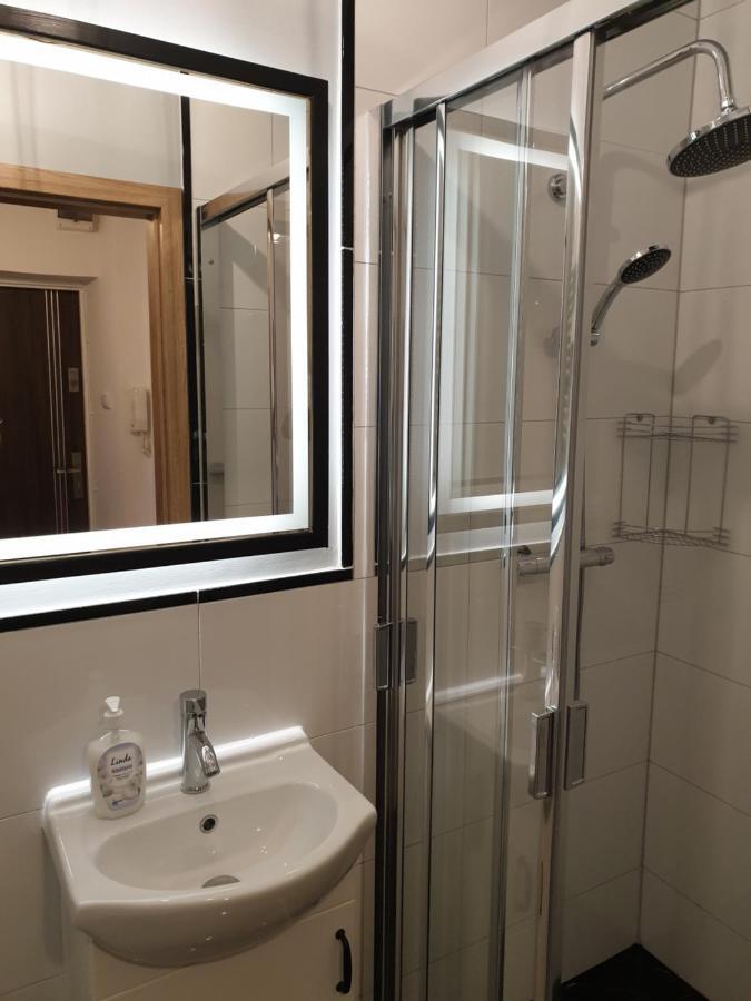 Kobi Appartement Kielce Buitenkant foto